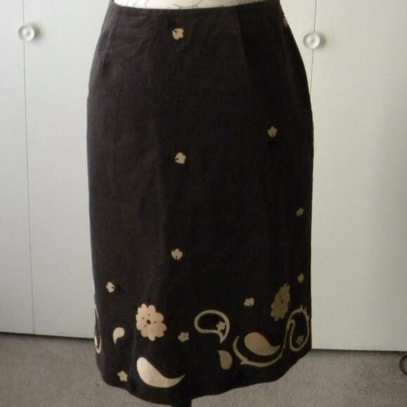 Grace Elements Brown Corduroy Pencil Skirt Beige Floral Accents Women size 10 - Picture 1 of 6